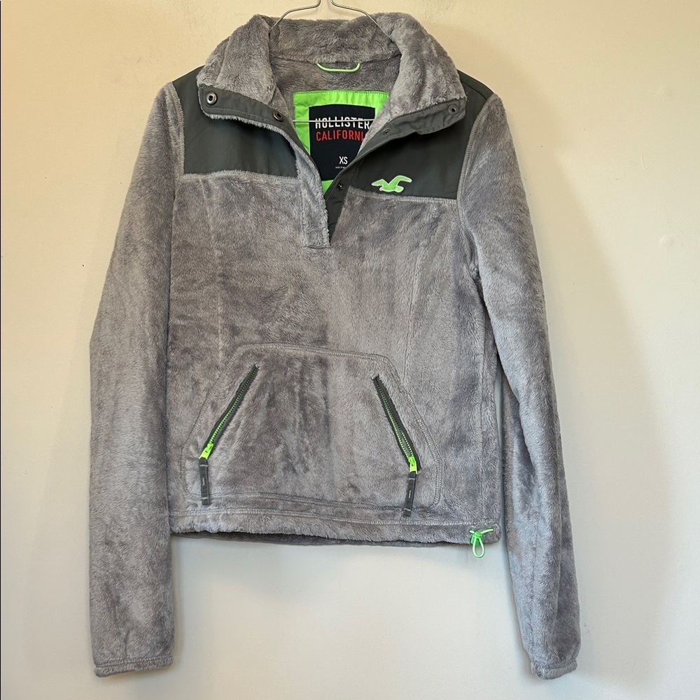 Hollister California pullover faux fur jacket front pocket zip/snap neck size XS